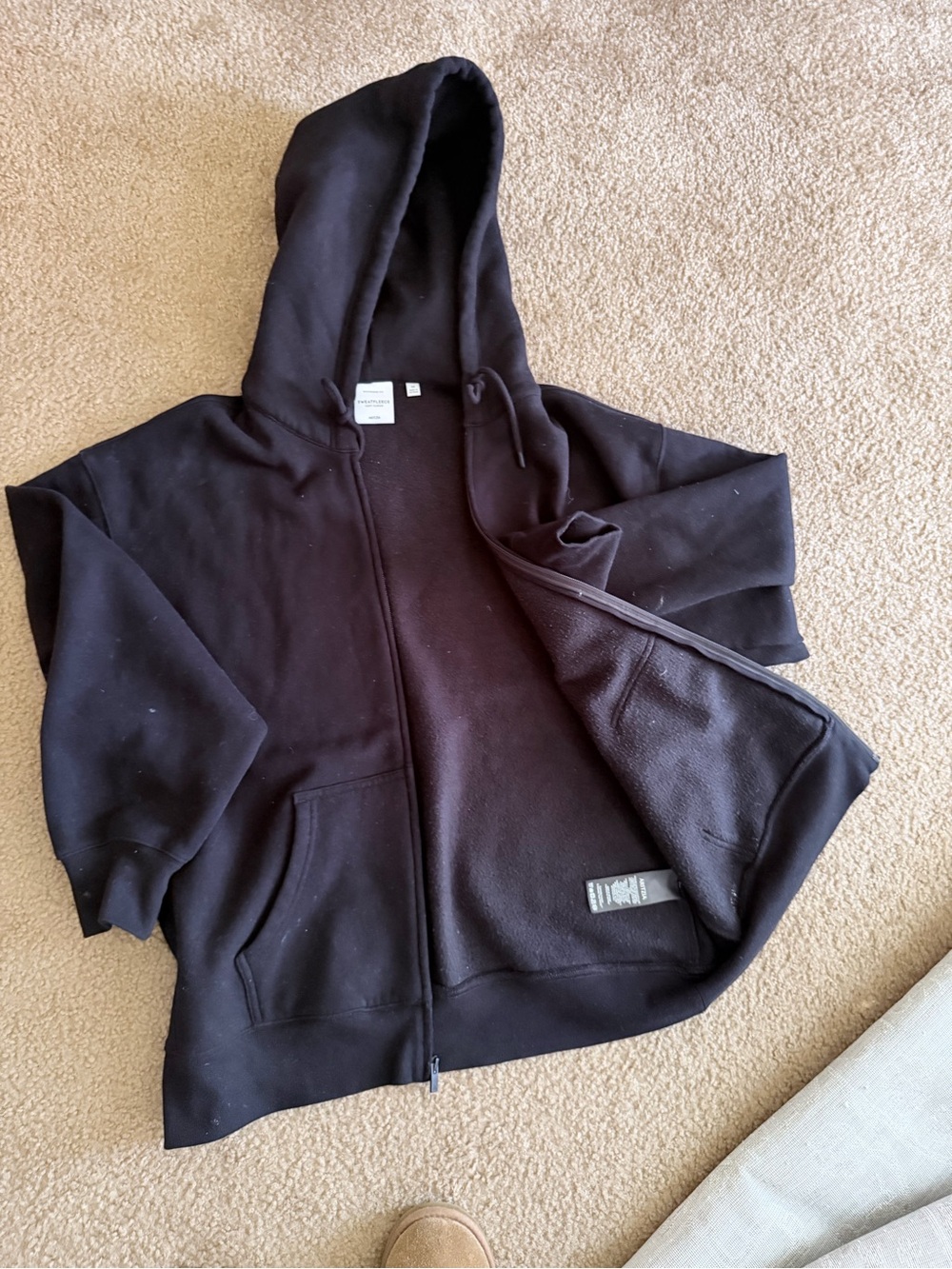 Aritzia Black Full-Zip Hooded Boyfriend Fit Sweatshirt